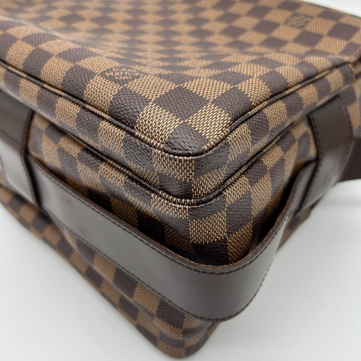 Louis Vuitton Naviglio Damier Ebene Canvas Shoulder Bag Crossbody Brown — view 11