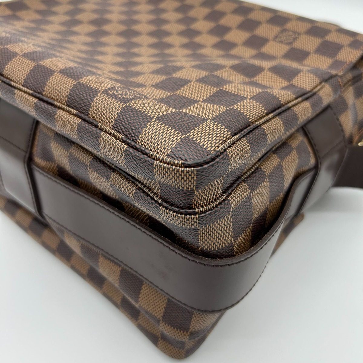 Louis Vuitton Naviglio Damier Ebene Canvas Shoulder Bag Crossbody Brown — view 12