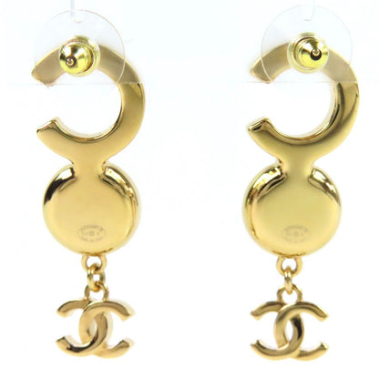 Chanel CC Logo Coco Faux Pearl Earrings for Both Ears Gold Black — view 4