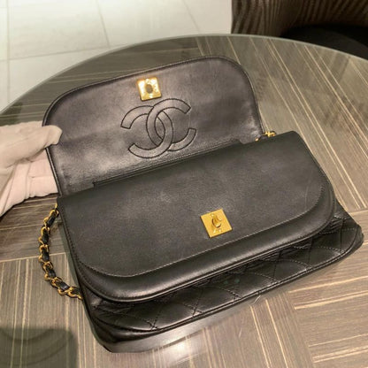 ◎ Authentic Chanel Half Moon Shoulder Bag Lambskin Black