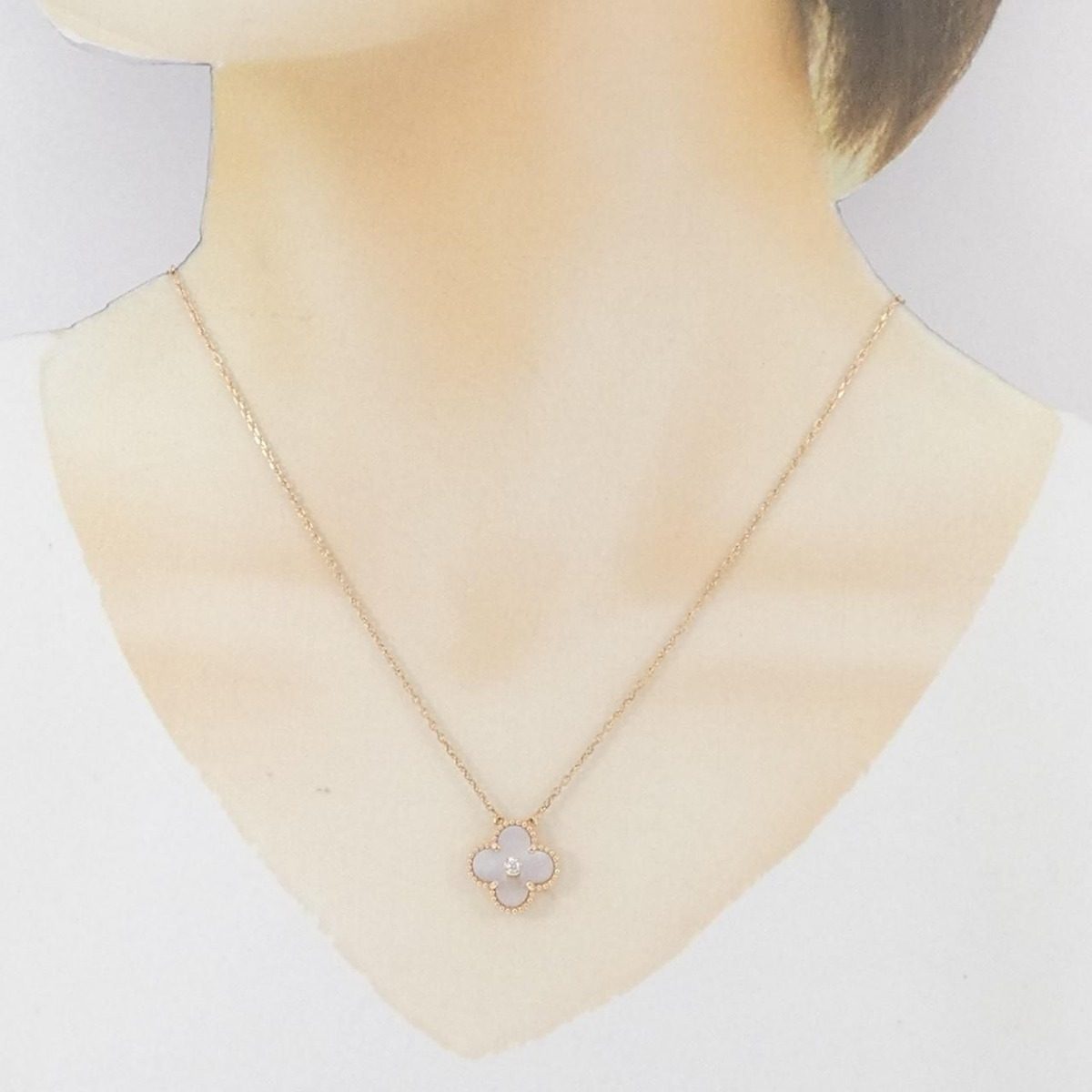 Van Cleef & Arpels Vintage Alhambra Necklace — view 6