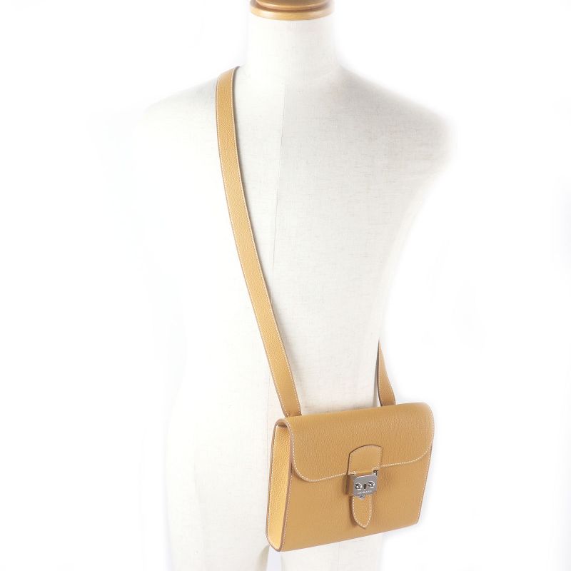 Hermes Sac A Depeches 21 Togo Leather Shoulder Bag Natural Sable W Engraved