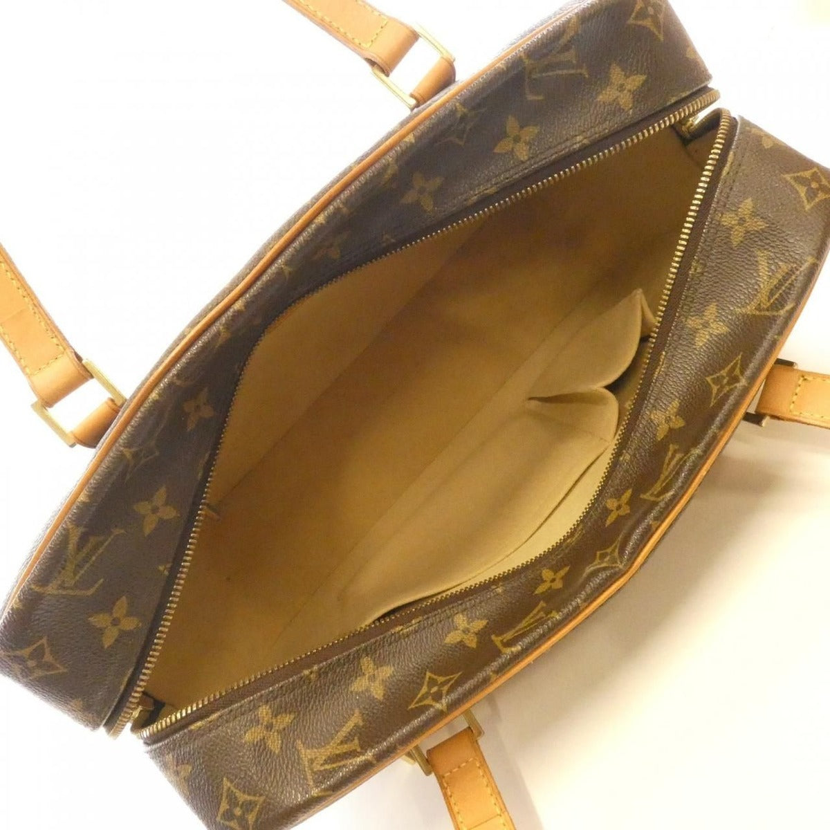 Louis Vuitton Monogram City GM Shoulder Bag — view 7