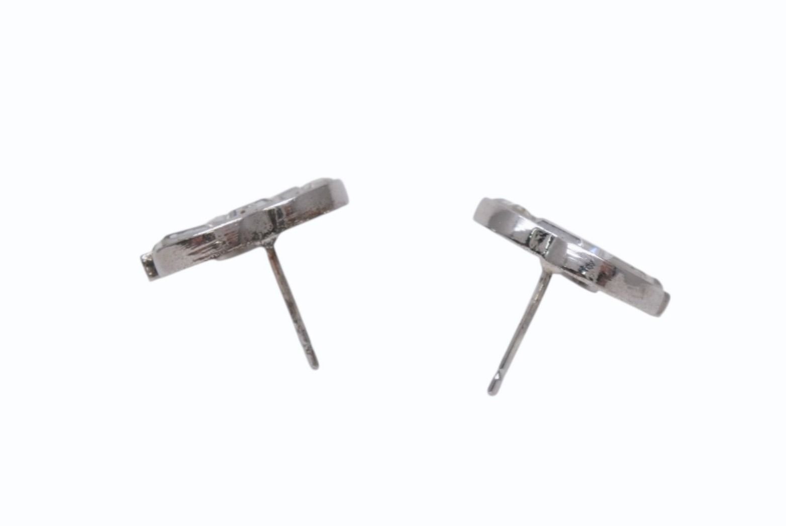 Chanel CC Logo Earrings Rhinestone Silver Color 01 — view 6