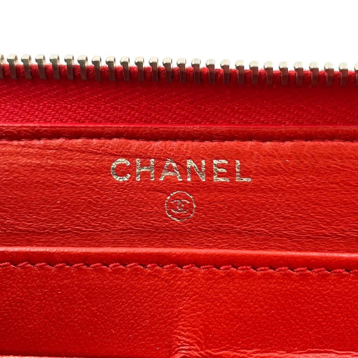 Chanel CC Logo Quilted Zip Around Lambskin Red Wallet Silver — view 4