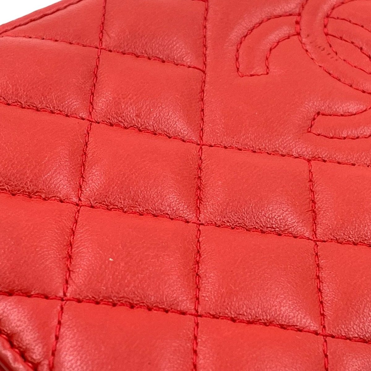 Chanel CC Logo Quilted Zip Around Lambskin Red Wallet Silver — view 6