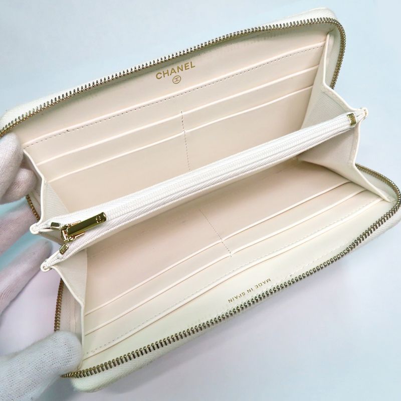 Chanel Long Zip Wallet Ap3337 Matelasse Caviar Skin White Gdhardware