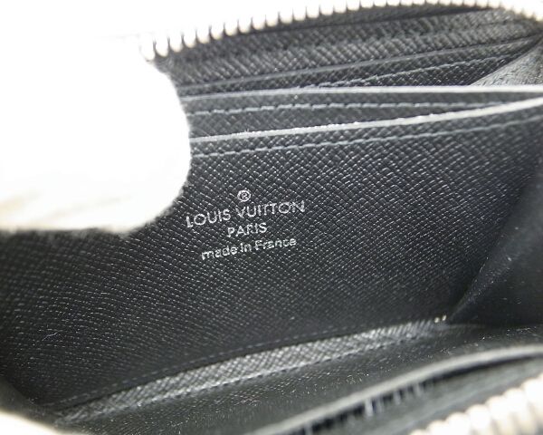 Louis Vuitton Taiga Line Zippy Coin Purse Coin Purse M32832 Pawnshop