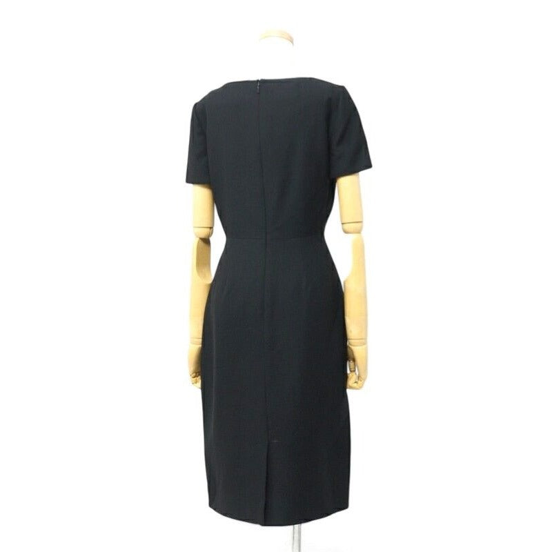 Gucci Dress Size 36 Silk Blend Wool Short Sleeves Tight Midi — view 2