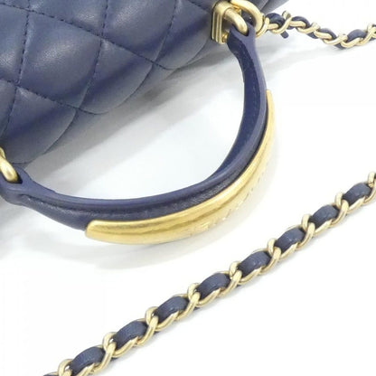 Chanel Bag Handbag Gold — view 7