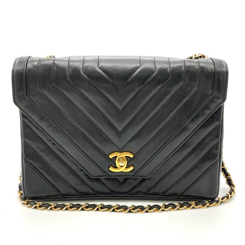 Chanel V-stitch Flap Shoulder Bag Lambskin Black