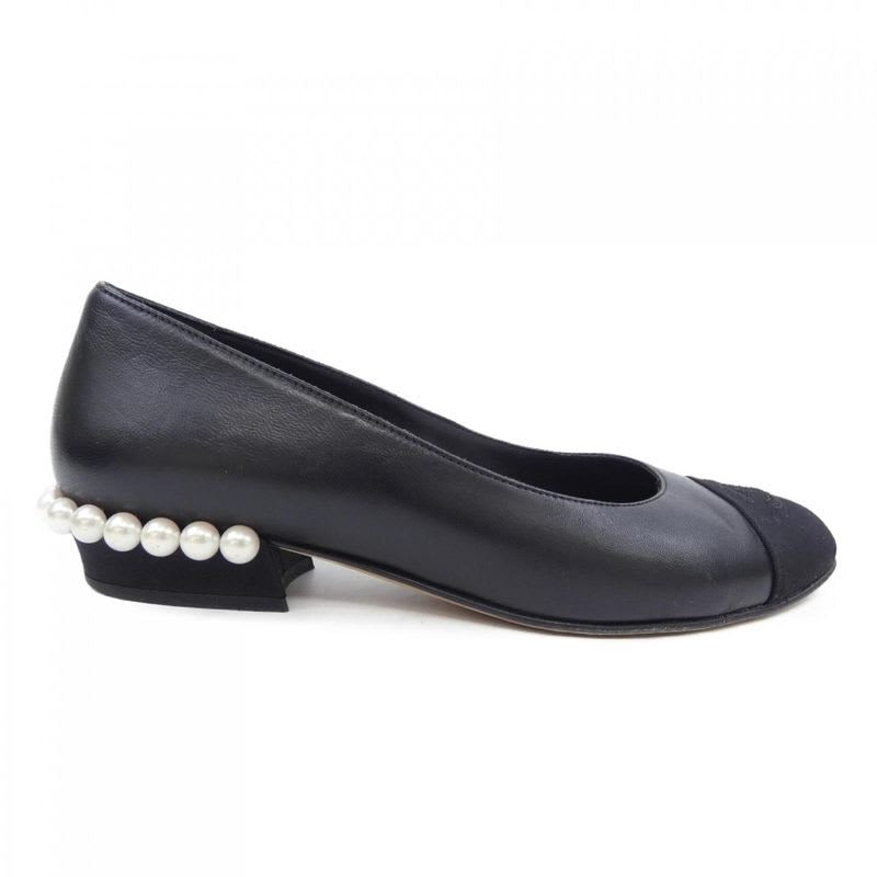Chanel Flat Shoes