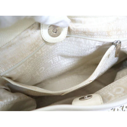Chanel Chain Tote Leather White Silver — view 6