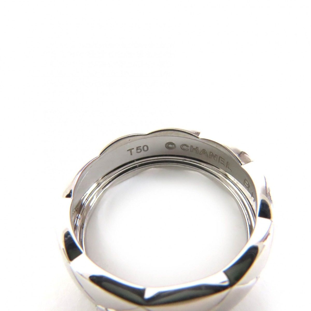 Chanel Coco Crush Ring 18k White Gold 50 Weight Recommended — view 8