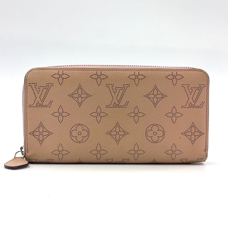 Louis Vuitton Zippy Wallet Mahina Magnolia Leather Light Pink Round Zipper Long
