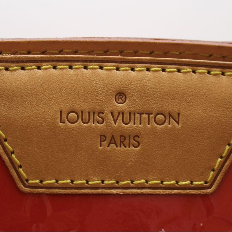 Louis Vuitton Blair MM Shoulder Bag — view 14