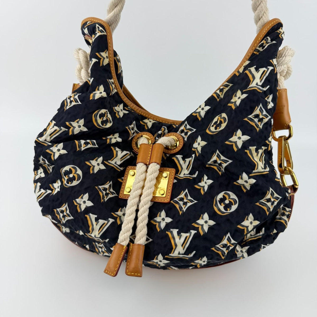 Louis Vuitton Monogram Cruise Shoulder Bag — view 4