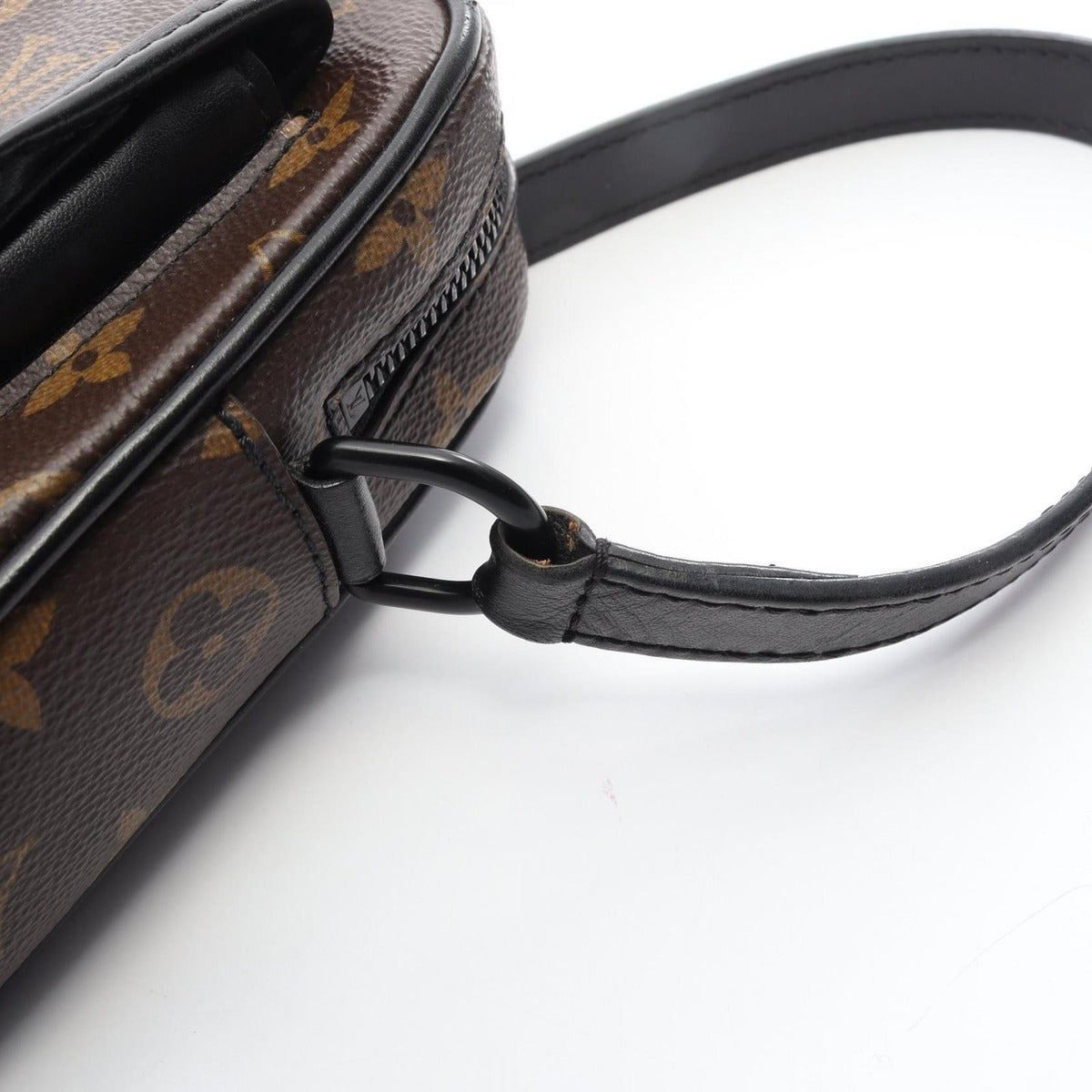Louis Vuitton Shoulder Bag Christopher Wearable Wallet Coating — view 7