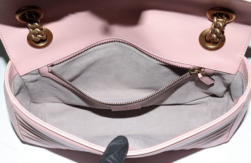 Gucci Chain Shoulder Bag GG Marmont Quilted Small Shoulder Bag Calf Pink