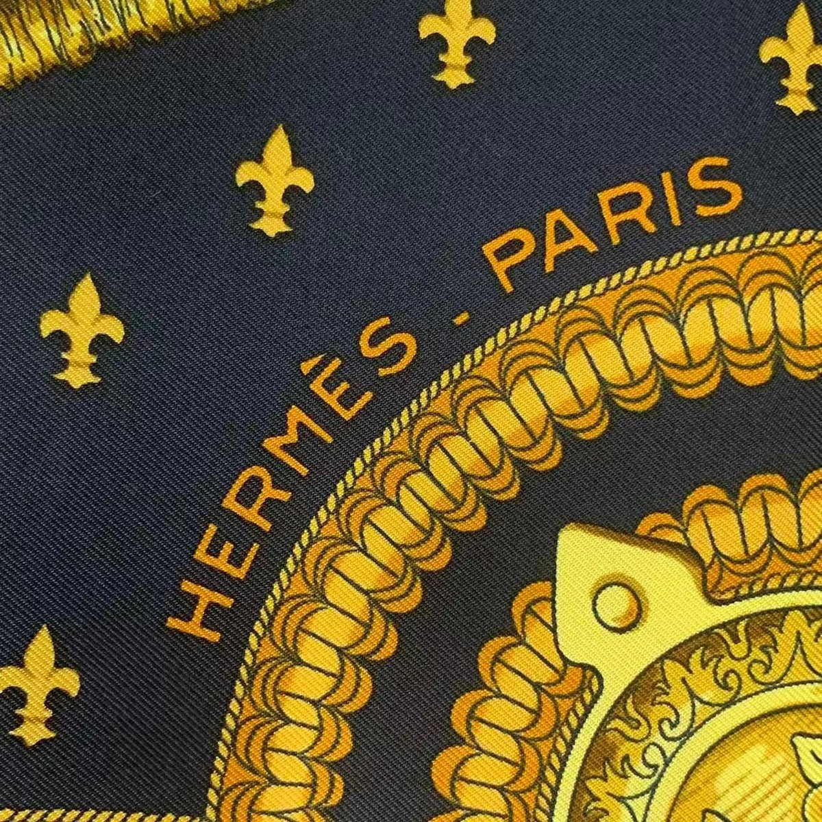 Hermes Carre 90 Selles a Housse Cover Scarf Silk Black — view 7