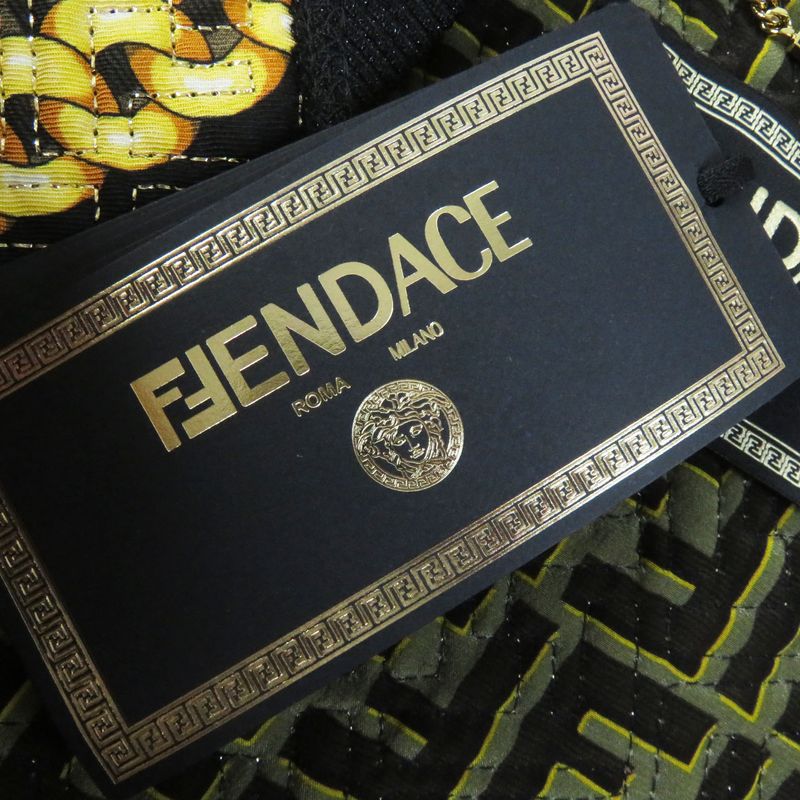 Fendace Fendi Versace 22SS Fj7258 Silk FF Logo Baroque Pattern Blouson Blackish