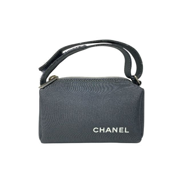 Chanel Mini Pouch Handbag Vintage Nylon Gray White Logo 5 th