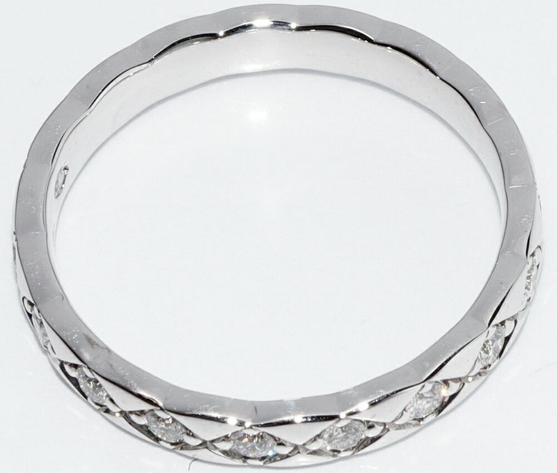Chanel Ring 18K White Gold Diamond 18P (approx 034ct) Coco Crush Ring Mini