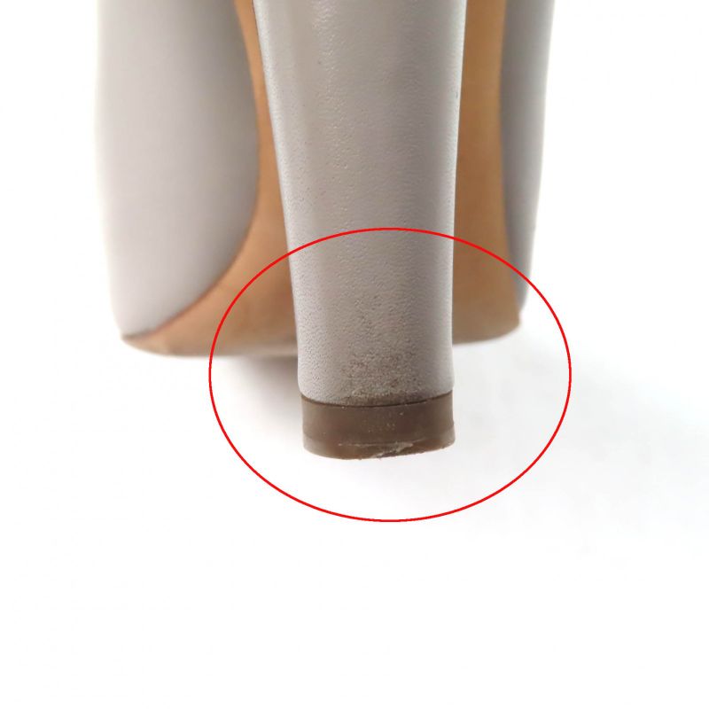 CHANEL G31145 Coco Mark Chain Decoration Round Toe Leather Pumps Grey Silver