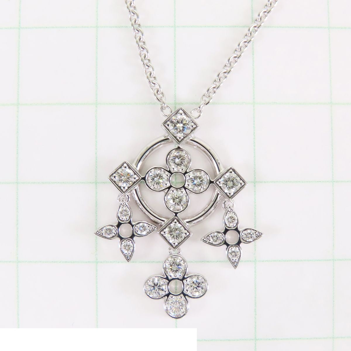 Louis Vuitton Pendentif Monogram White Gold 18K Diamond Necklace — view 7