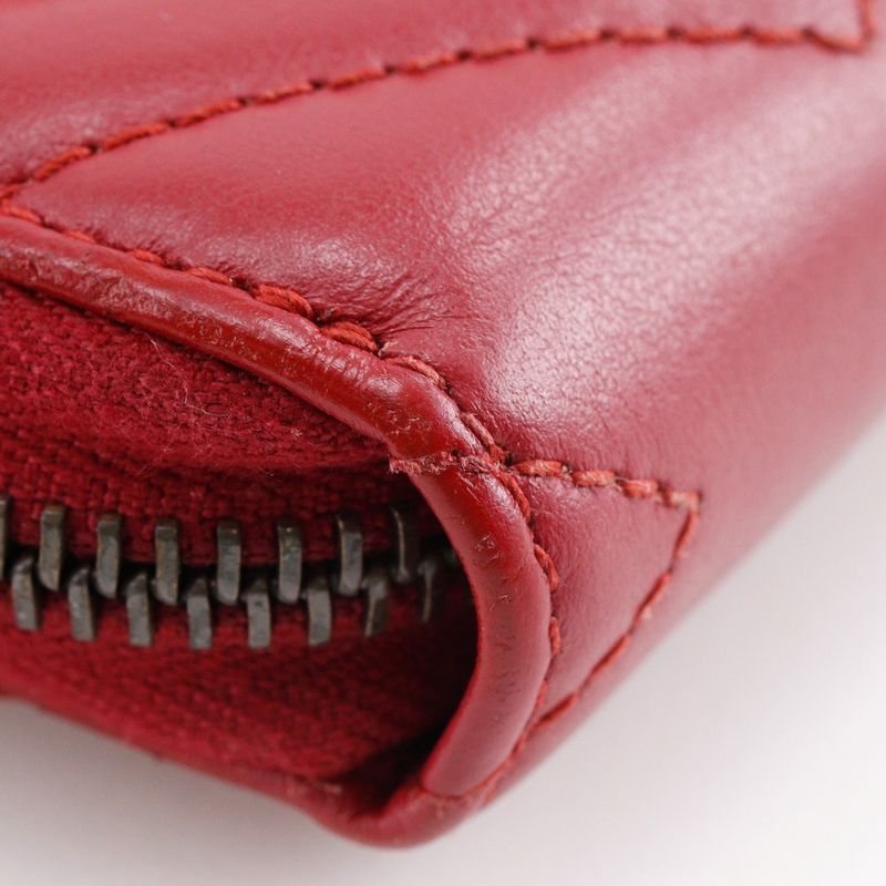 Gucci Double G Zip Around Wallet GG Marmon Chevron Quilted 443123 Leather Red