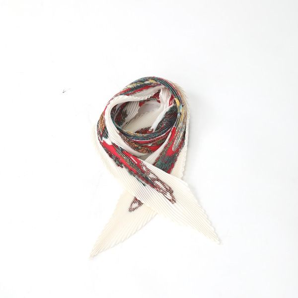 Hermes Pleated Carré Pleated Scarf Grands Fonds Deep Sea Fish Scarf Hermes Red