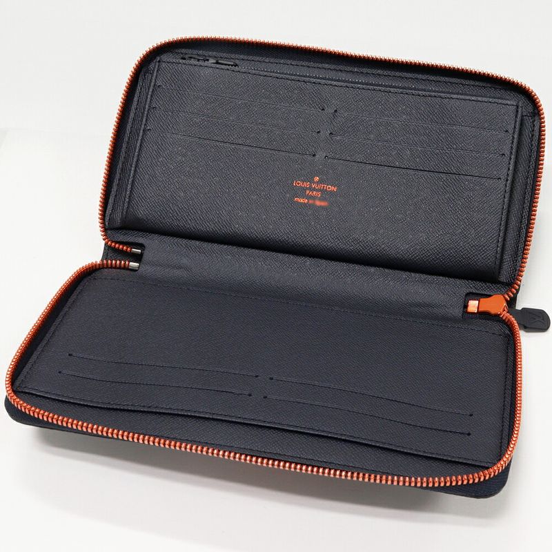 Louis Vuitton Round Zipper Long Wallet With Change Pocket Monogram Ink Upside
