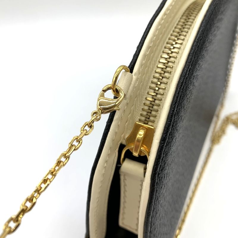 Fendi 2321 26814 Crossbody Shoulder Chain Shoulder Bag Light Shape Mini Bag