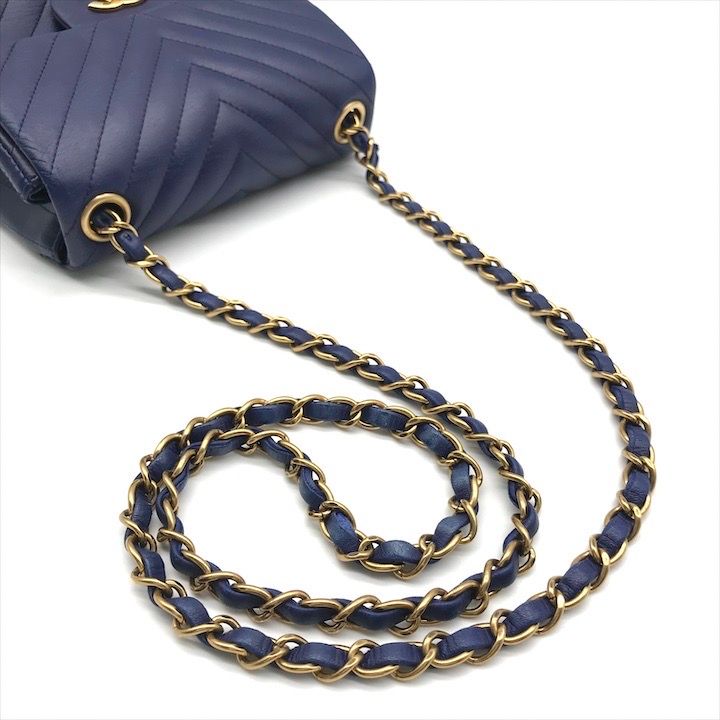 Chanel CC Logo Turnlock Mini Stitch Chain Shoulder Bag Blue