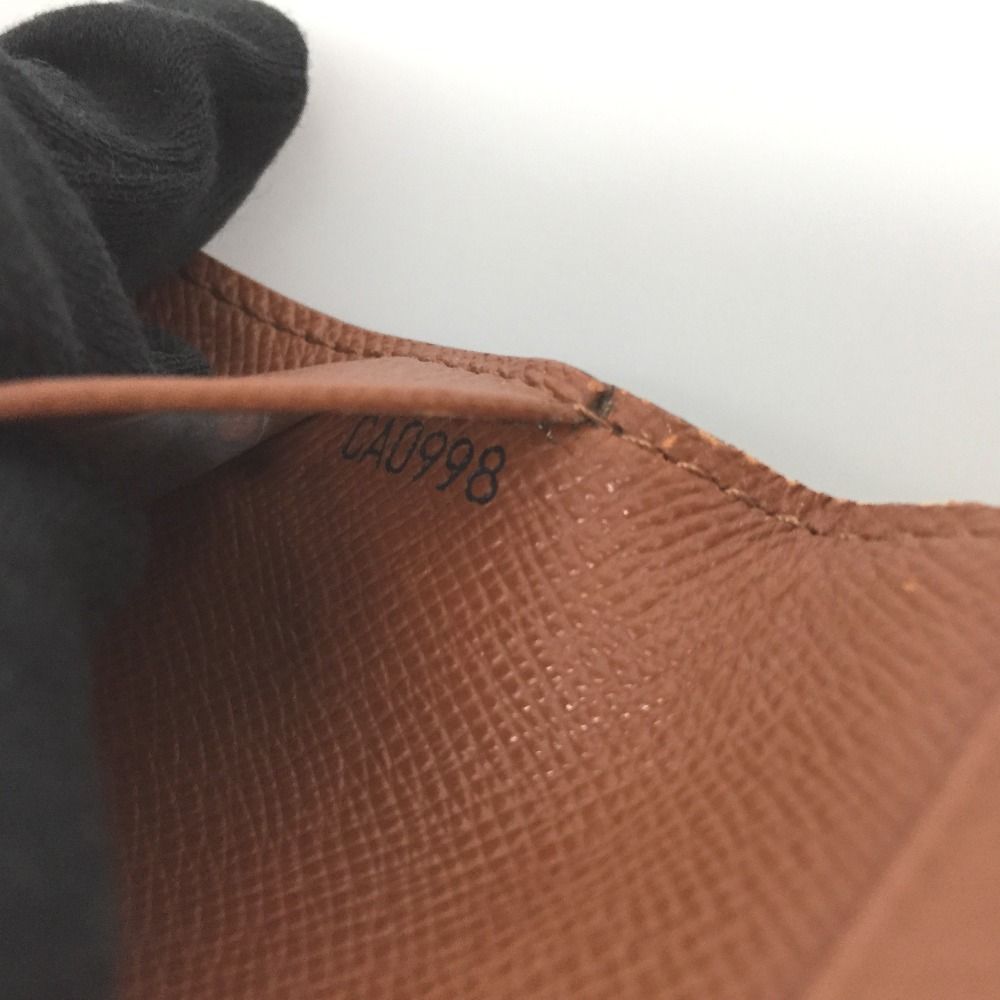 Louis Vuitton Pass Case Porto 2 Cult Vertical