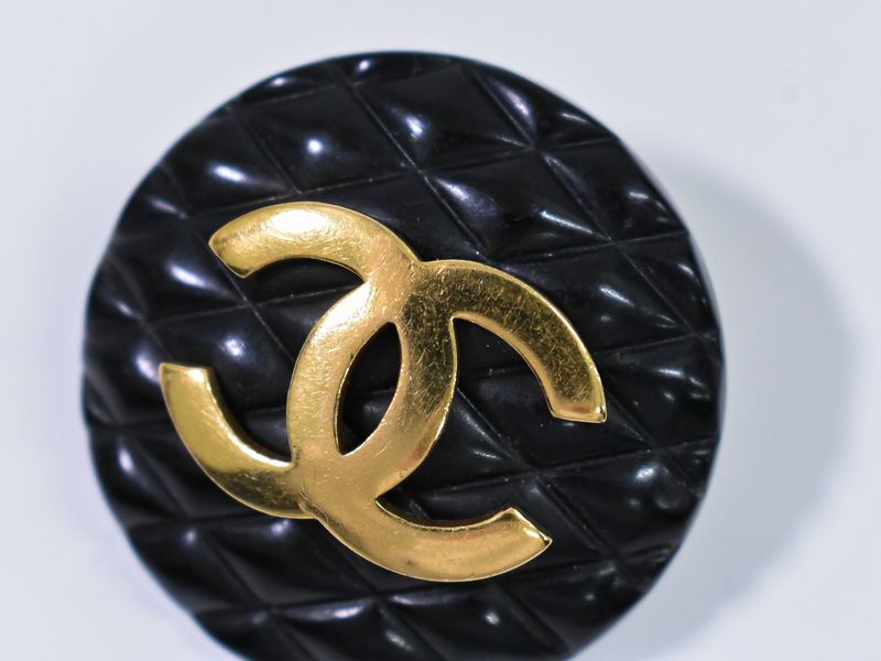 Authentic Chanel Coco Mark Matelasse Earrings Plastic GP Gold Plated Black
