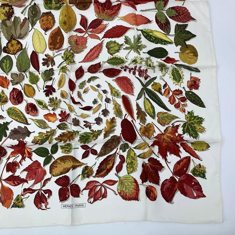 Hermes Carre 90 Tourbillon Falling Leaves Swirl Scarf Silk White