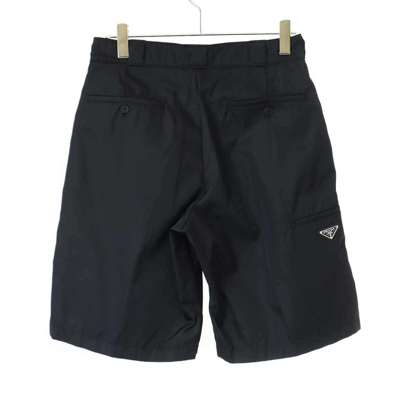 Prada Re-Nylon Logo Plate Nylon Bermuda Shorts Spg32 1wq8 Black 44