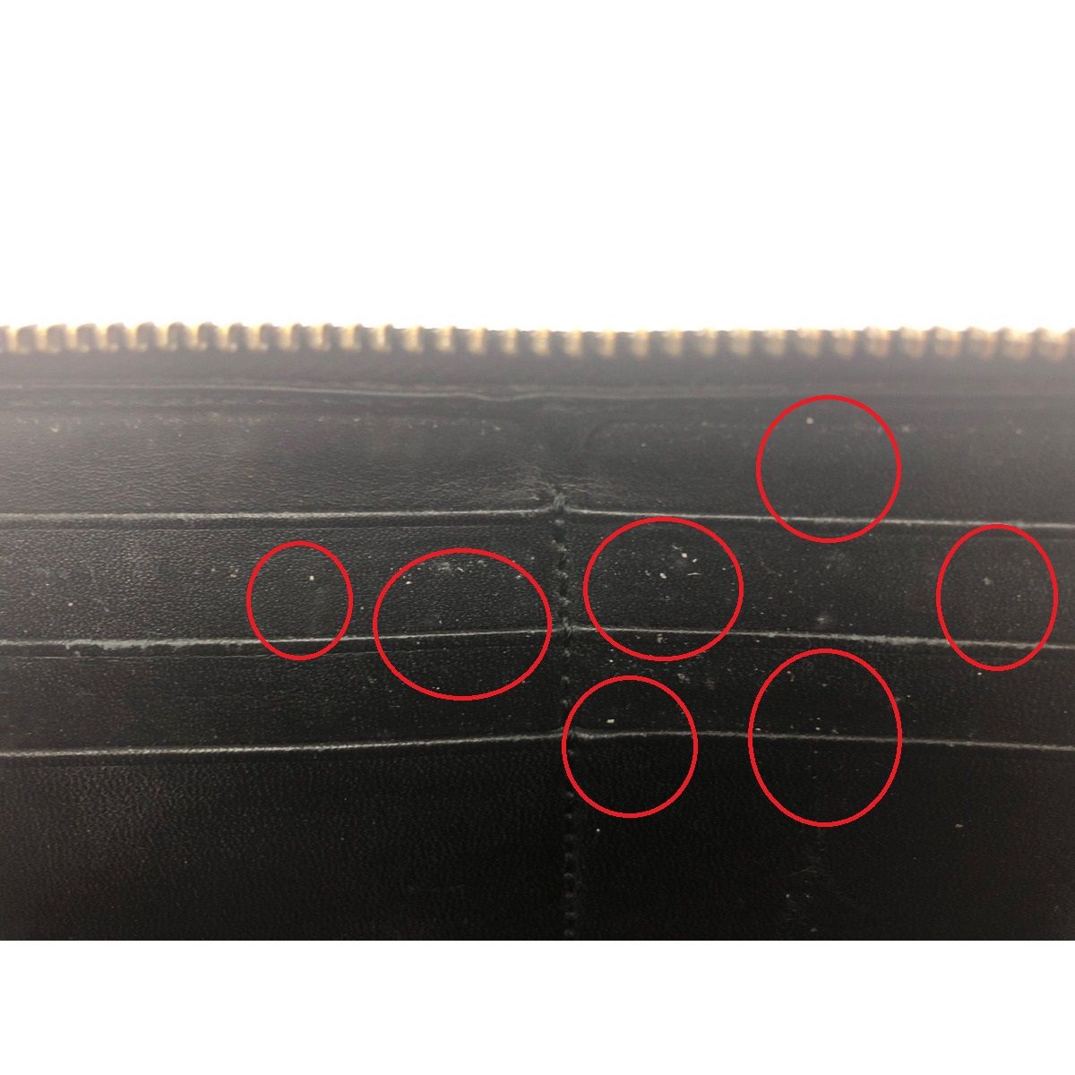 Gucci Diamante Studded Round Zipper Long Wallet GG 2 Zipper Heads