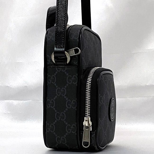 Gucci Shoulder Bag F21810 Black Interlocking