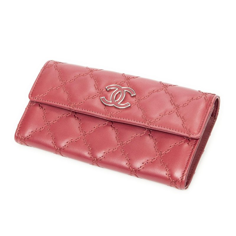 Chanel Hamptons L Flap Wallet Red Double Stitch Lambskin Leather A