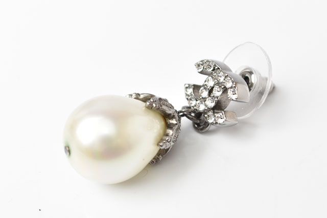 Chanel Earrings Pearl Motif Coco Rhinestone Silver