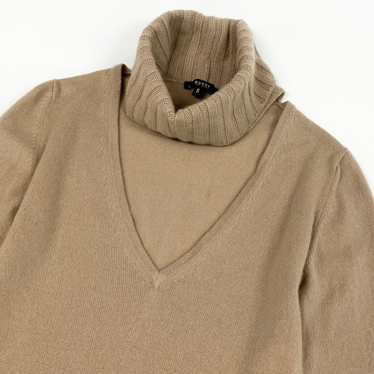 Gucci Cashmere Knit Sweater Turtleneck V-neck S Beige — view 4