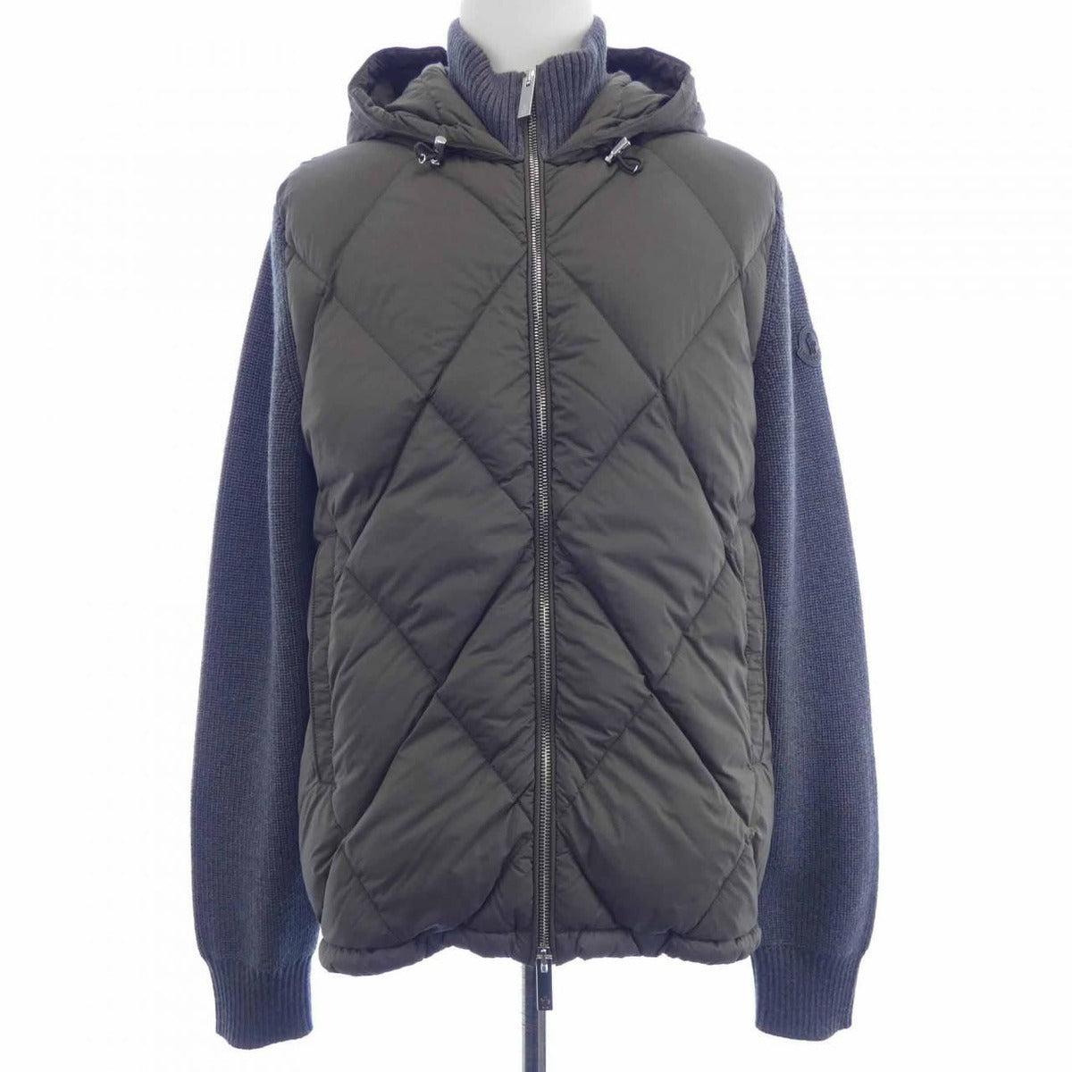 Moncler Down Jacket Gray