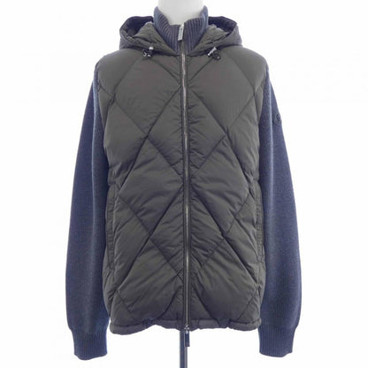 Moncler Down Jacket Gray