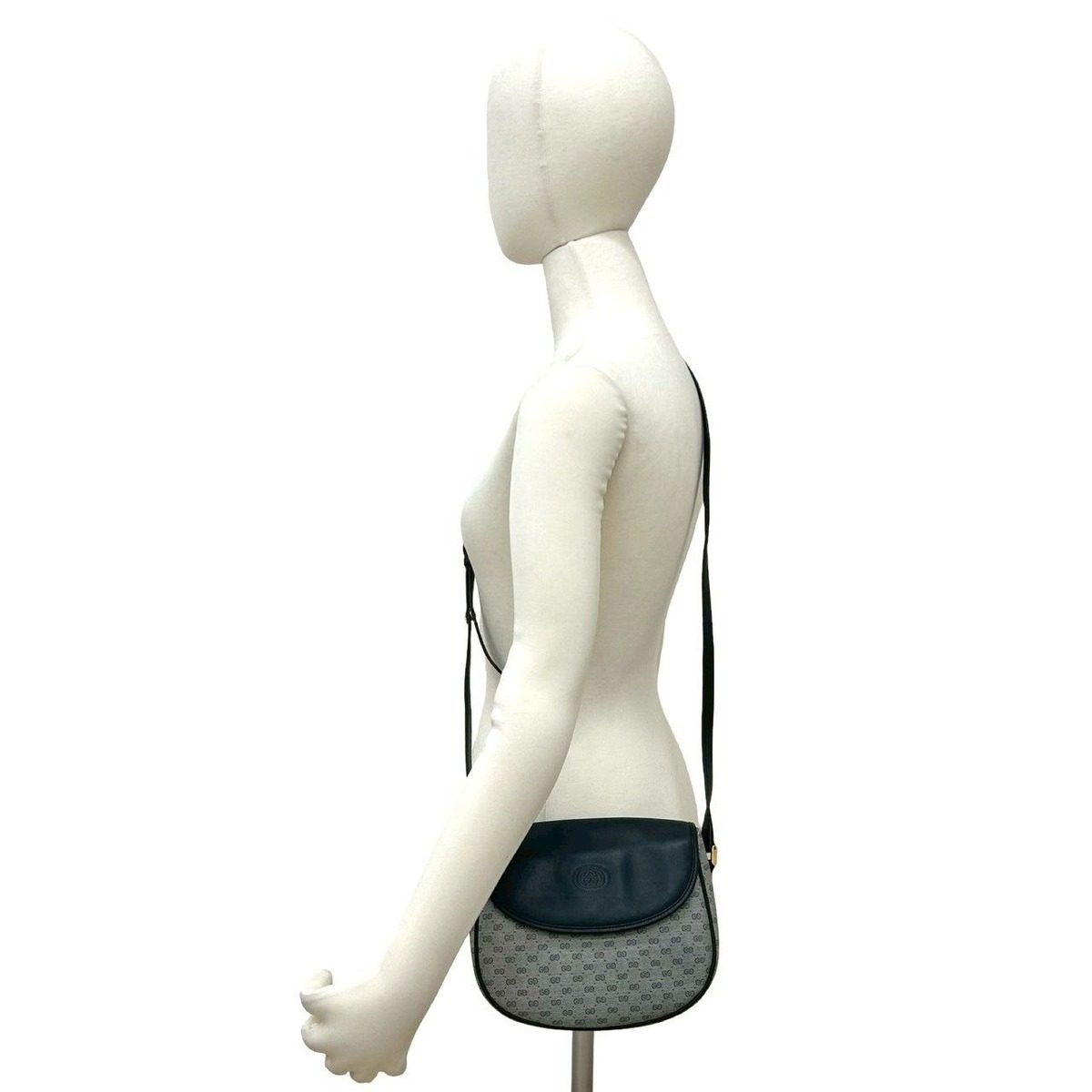 Gucci Vintage Micro GG Logo Pattern Leather Mini Shoulder Bag Pochette Navy Blue — view 2