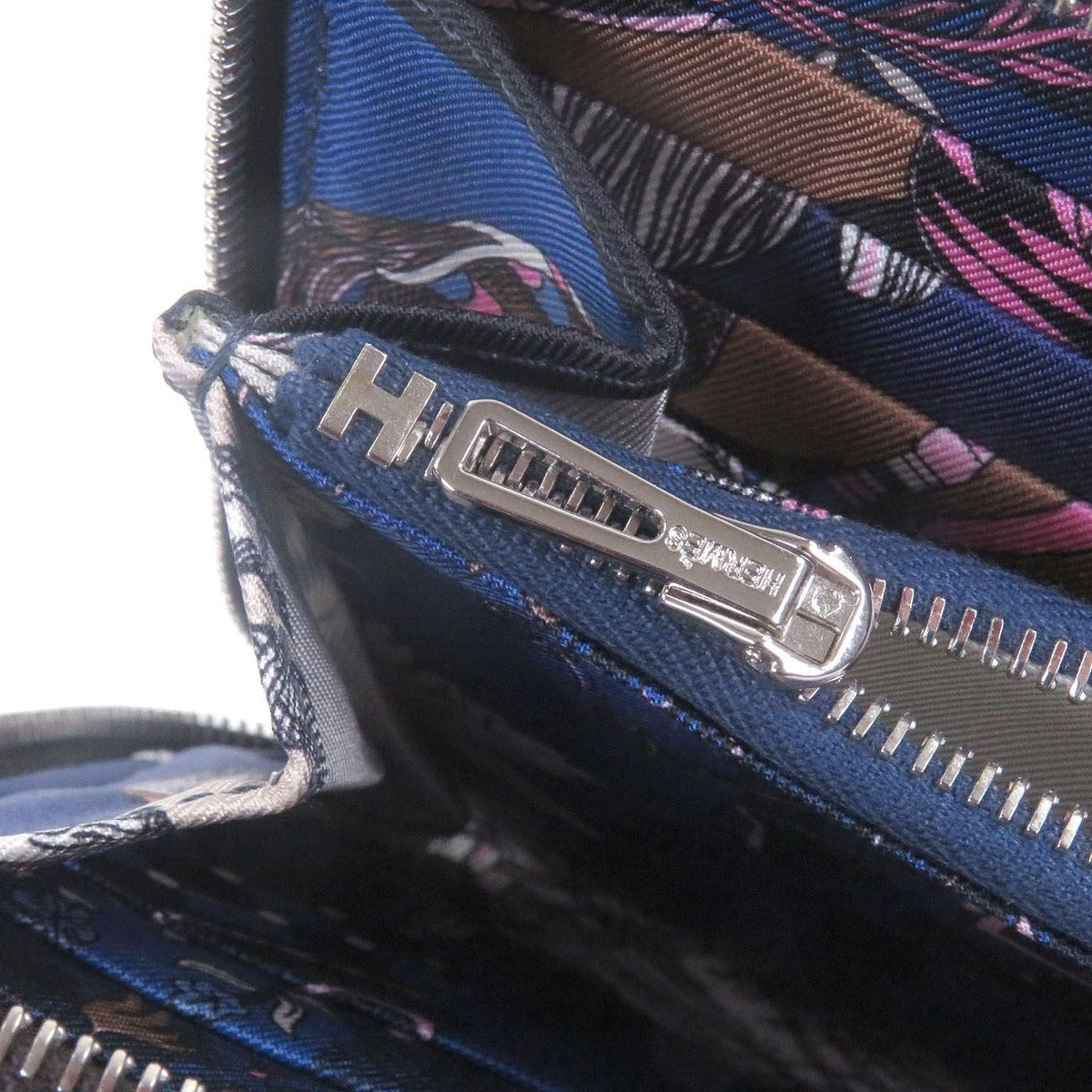 Hermes Azap Long Silk in Vaux Epson Round Zip Wallet — view 7