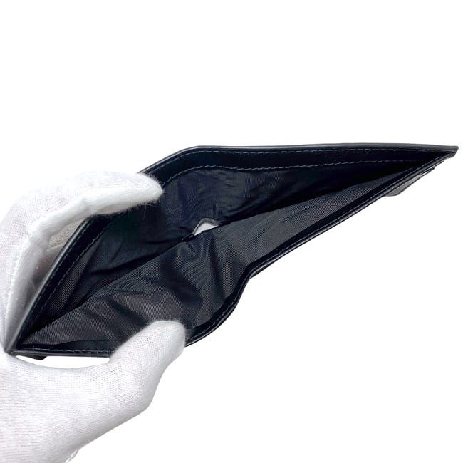 Gucci Bifold Wallet Black GG Embossed 625559 Unused Billfold