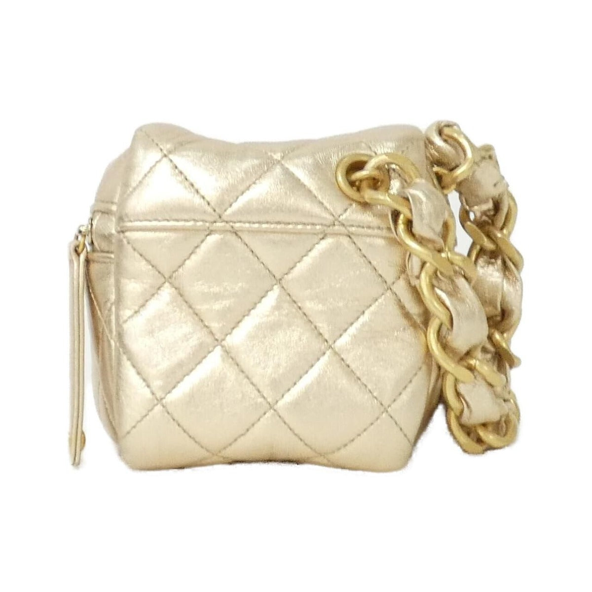 Chanel Pouch Gold — view 2