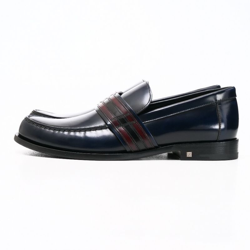 Louis Vuitton Loafers Size 7 1 2M V-line Leather Shoes Made In Italy 20250430